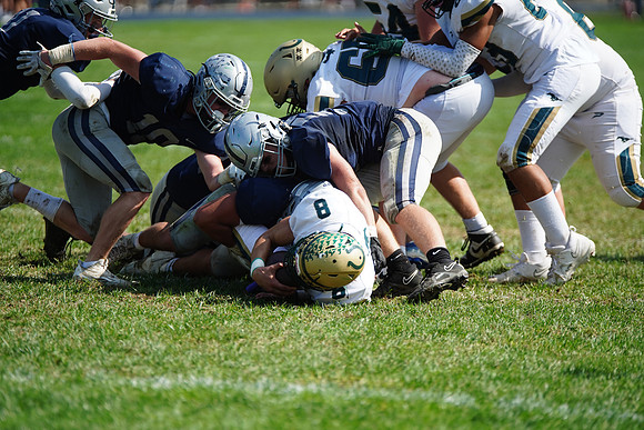 BMHSFB_10-1-23_1918